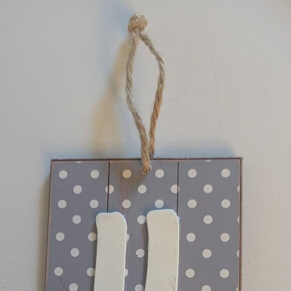 NWT Polka Dot Letter 'y' Wood Sign Grey Lowercase Michael's Fall Home Wall Decor - Picture 3 of 7